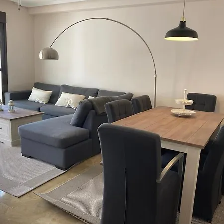 Apartment Ruim Zonnig Met Groot Terras In Mooi Complex, Op 15' Te Voet Het Strand; Op 10' En Puerto Banus. Estepona